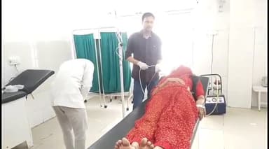 इटावा: सिविल लाइन इलाके में देवर के साथ हुए विवाद के चलते भाभी ने विषाक्त पदार्थ का सेवन कर आत्महत्या करने का किया प्रयास