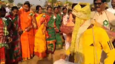 गोमिया: लालगढ़, तिलैया सरना स्थल पर पहुंचकर सरहुल महोत्सव में बतौर मुख्य अतिथि शामिल हुए राज्य पिछड़ा वर्ग आयोग के अध्यक्ष