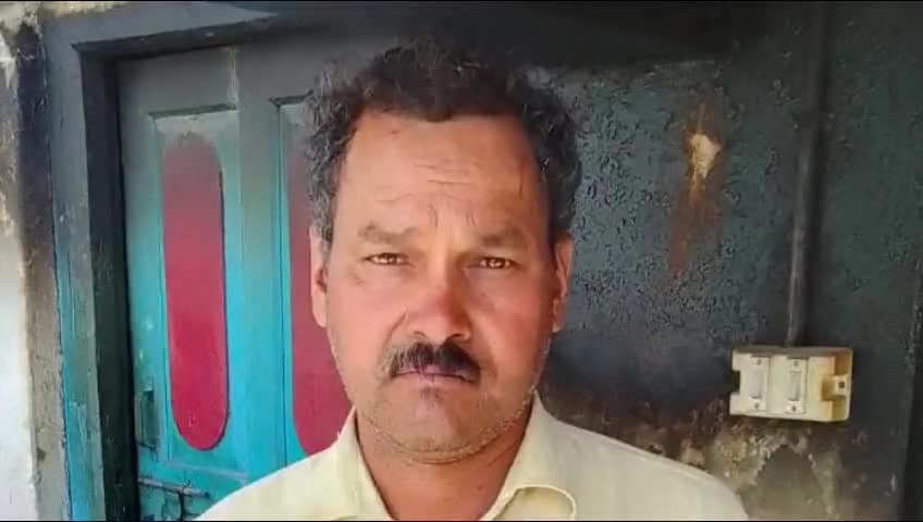 मंच: सीमांत मंच क्षेत्र के हरम में संक्रमण से 250 से अधिक मुर्गियां की हुई मौत, किसान ने मुर्गी पालन के लिए लिया था लोन