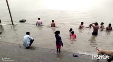 डिबाई: नरौरा के नरवर गंगा घाट पर अज्ञात युवक का शव मिलने से सनसनी, पुलिस ने शव पोस्टमार्टम भेजा