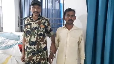 सासाराम: सासाराम मुफस्सिल थाने की पुलिस ने खंडा गांव से अवैध शराब के कारोबार मामले में एक व्यक्ति को किया गिरफ्तार