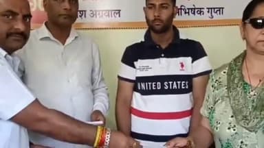 कैथल: पार्क रोड पर अग्रवाल युवा सभा के द्वारा 111 जरूरतमंद लोगों को बांटी गई पेंशन