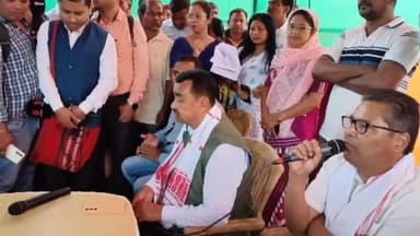 সোণাৰি: সোণাৰীৰ ভজোত নিৰ্বাচনী প্ৰচাৰসভাত উপস্থিত থাকে বিধায়ক ধৰ্মেশ্বৰ কোঁৱৰ, সাংসদ তপন কুমাৰ গগৈ