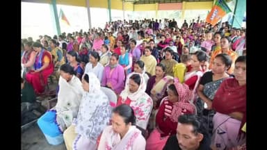 সাপেখাতী: সাপেখাতী ৰহনৰ ৰাজহুৱা প্ৰেক্ষাগৃহত যোৰহাট লোকসভা সমষ্টিৰ বিজেপিৰ প্ৰাৰ্থী তপন কুমাৰ গগৈয়ে ব্যাপক নিৰ্বাচনী প্ৰচাৰ চলাই