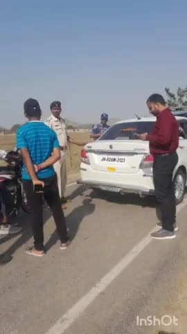 नबीनगर: आंजन मोड़ के पास मदनपुर थाना की पुलिस ने चलाया सघन वाहन जांच अभियान