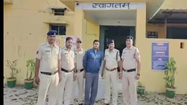 सूरजपुर: सेंट्रल बैंक खाताधारकों से 40 लाख की धोखाधड़ी सूरजपुर में आरोपी ने जमीन खरीदकर बनवाया मकान,एजेन्ट ने की धोखा धडी।