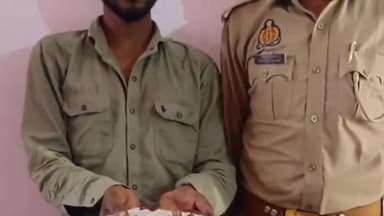 सिराथू: अवैध तमंचा और जिंदा कारतूस लेकर टहल रहे व्यक्ति को पुलिस ने लोहन्दा मोड़ से किया गिरफ्तार