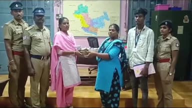 முசிறி: மருதம்பட்டியில் ஆவணங்கள் இன்றி கொண்டுவரப்பட்ட 96 ஆயிரத்து 30 ரூபாய் பணம் தேர்தல் பறக்கும் படையினர் கைப்பற்றிகருவூலத்தில் ஒப்படைத்தனர்.