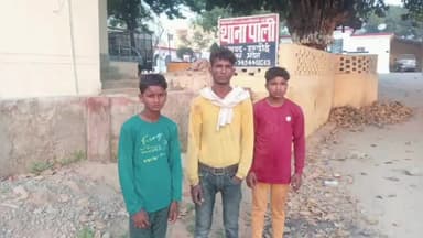 सवायजपुर: लूट की वारदात को पाली पुलिस ने चोरी के केस में किया दर्ज, चीनी मिल गेट से ट्रैक्टर ट्रॉली लूट ले गए थे बदमाश