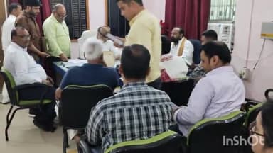 सासाराम: रोहतास विसर्जन में अपने कार्यालय में किए बैठक के पेजल की समस्या को लेकर