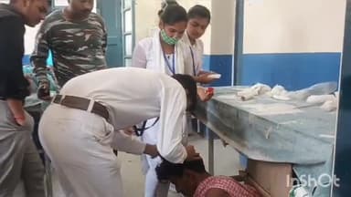 नवादा: जमुआमा गांव में बेवजह एक युवक के साथ की गई मारपीट, सदर अस्पताल में भर्ती