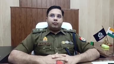 गोरखपुर: वरिष्ठ पुलिस अधीक्षक जनपद गोरखपुर ने थाना खोराबार और आईएमएस थाने के एक-एक अपराधी की खोली हिस्ट्रीशीट