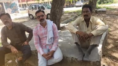 झांसी: शुगर की दवा लेने आए चिरगांव थाना क्षेत्र के ग्राम छिरौना निवासी 50 वर्षीय अधेड़ ब्यक्ति की मौत, मामला बना संदिग्ध