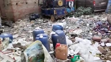 नवादा: नवादा शराब डिपो में डीएम के निर्देश पर विभिन्न मामलों में जब्त देसी एवं विदेशी शराब को किया गया नष्ट