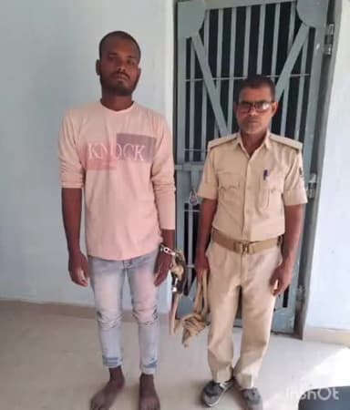डुमरी कटसरी: लड़की छेड़खानी मामले में पुलिस ने धनहारा से एक व्यक्ति को गिरफ्तार कर भेजा जेल