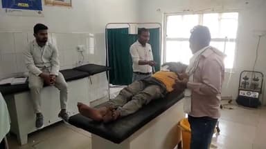 इटावा: बसरेहर इलाके में पत्नी से विवाद होने के चलते पति ने विषाक्त पदार्थ का सेवन कर आत्महत्या का किया प्रयास