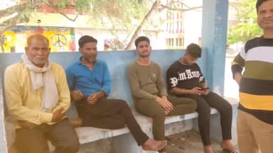 झांसी: प्रेम नगर थाना क्षेत्र में जूतों के फीतों से गेट से लटककर रेल कर्मी ने लगाई फांसी, हुई मौत