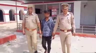 हाथरस: पुलिस और SOG टीम ने महिला से कुंडल लूटने वाले एक अभियुक्त को RPM बंबा गंगा धाम कॉलोनी जाने वाले रास्ते से किया गिरफ्तार