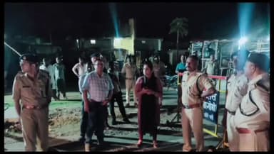 धनबाद/केंदुआडीह: जिला उपायुक्त व वरीय पुलिस अधीक्षक ने जिले के सीमावर्ती क्षेत्रों में लगे चेकनाका व चेक पोस्टों का किया औचक निरीक्षण