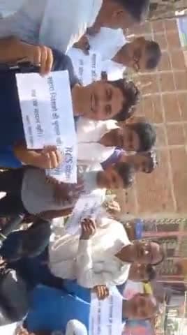 टिकरी के सहारा परिवार द्वारा औरंगाबाद के सांसद उम्मीदवार को ज्ञापन सोपा गया।#viralnew #trending_video #saharaindia