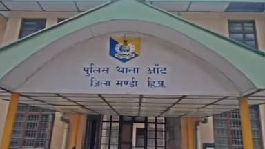 बाली चौकी: औट थाना पुलिस ने दलासणी पुल पर नाकाबंदी के दौरान आरोपी से 886 ग्राम चरस बरामद कर उसे किया गिरफ्तार: एएसपी मंडी