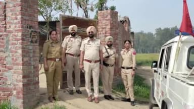 ਮੋਗਾ: ਮੋਗਾ ਪੁਲਿਸ ਵੱਲੋਂ ਨਸ਼ਾ ਤਸਕਰਾਂ ਖਿਲਾਫ  ਚਲਾਈ ਮੁਹਿੰਮ ਤਹਿਤ ਵੱਖ ਵੱਖ ਥਾਵਾਂ ਤੇ ਕੀਤੀ ਚੈਕਿੰਗ