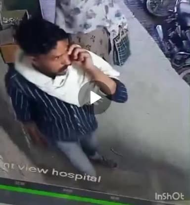 ਭਿੱਖੀਵਿੰਡ: ਭਿੱਖੀਵਿੰਡ ਅੰਮ੍ਰਿਤਸਰ ਰੋਡ ਦੇ ਉੱਪਰ ਆਨੰਦ ਹੋਸਪਿਟਲ ਦੇ ਅੱਗੋਂ ਮੋਟਰਸਾਈਕਲ ਹੋਇਆ ਚੋਰੀ ਅਤੇ ਸਾਰੀ ਘਟਨਾ ਸੀਸੀਟੀਵੀ ਕੈਮਰੇ ਵਿੱਚ ਹੋਈ ਕੈਦ