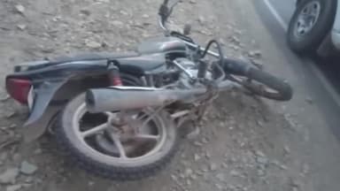 गुनौर: गुनोर क्रेशर के पास मोटर बाइक का अनियंत्रित होकर गिरी बाइक चालक घायल