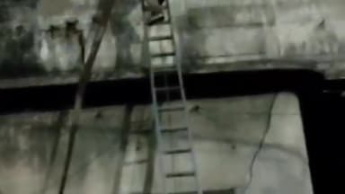 प्रयागराज: माया प्रेस में लगी भीषण आग मुट्ठीगंज थाना क्षेत्र के हटिया चौराहे के पास माया प्रेस में लगी आग