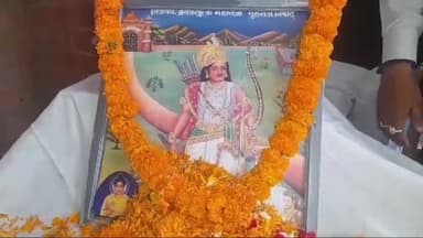 गोरखपुर: निषाद युवा वाहिनी ने दीवानी कचहरी प्रांगण में मनाया निषाद राज का जन्मदिन