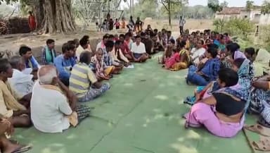 देवभोग: कोसमकानी के ग्रामीण लोकसभा चुनाव का कर रहा है बहिष्कार,12 सौ की आबादी वाले गांव में लगभग 500 वोटर है