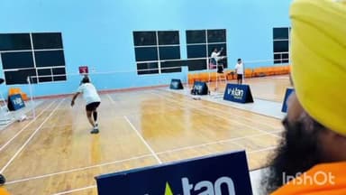 ਐਸਏਐਸ ਨਗਰ ਮੁਹਾਲੀ: ਅਕਾਲੀ ਦਲ ਹਲਕਾ ਮੋਹਾਲੀ ਦੇ ਮੁੱਖ ਸੇਵਾਦਾਰ ਪਰਵਿੰਦਰ ਨੇ ਡਬਲਿਊਐਸਡਬਲਿਊ ਵੱਲੋਂ ਸੈਕਟਰ 78 'ਚ ਕਰਵਾਏ ਮਾਸਟਰਜ਼ ਬੈਡਮਿੰਟਨ ਕੱਪ 'ਚ ਸ਼ਿਰਕਤ ਕੀਤੀ