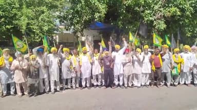 ਮੋਗਾ: ਭਾਰਤੀ ਕਿਸਾਨ ਯੂਨੀਅਨ ਏਕਤਾ ਉਗਰਾਹਾਂ ਵੱਲੋਂ ਸ਼ਹੀਦੀ ਪਾਰਕ ਵਿਖੇ ਭਾਜਪਾ ਦੇ ਲੋਕ ਸਭਾ ਉਮੀਦਵਾਰ ਹੰਸਰਾਜ ਹੰਸ ਦਾ ਕੀਤਾ ਗਿਆ ਵਿਰੋਧ