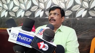 शिवहर: पूर्व सांसद आनंद मोहन ने पप्पू यादव को लेकर शिवहर में कहा - नई लीडरशिप को पनपने नहीं देना चाहते लालू यादव