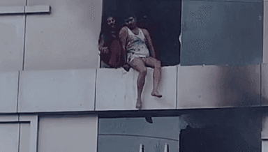 सिंगरौली: विंध्यनगर रोड स्थित सैमसंग शोरूम में लगी भीषण आग, 14 लोग घायल, कड़ी मशक्कत के बाद आग पर पाया गया काबू