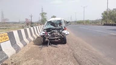 गुना नगर: टोलनाके से आगे गुना वायपास पर फोर व्हीलर टवेरा और ट्रक की आपस में भिड़ंत, 5 घायल