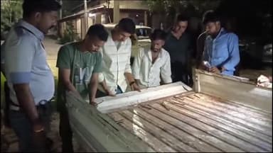 बरौली: बरौली थाना पुलिस ने पिकअप के अंदर तहखाना बनाकर रखी गई 109 लीटर शराब की जब्त, एक शराब तस्कर गिरफ्तार