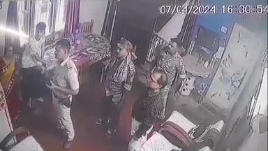 साहिबगंज: पोखरिया मोहल्ले के मुख्य चौराहे से महिला शिक्षिका के गले से बाइक सवार दो बदमाशों ने छीनी सोने की चेन