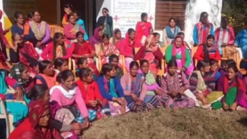 कंडीसौड़: स्वीप के तहत थौलधार और थत्यूड़ में 'प्रति परिवार बारंबार मतदान तक लगातार' के तहत मतदाताओं को शिक्षा विभाग ने दिलाई शपथ