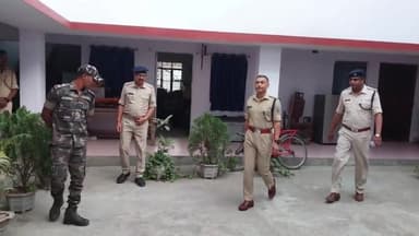 साहिबगंज: साहिबगंज नगर थाने का पुलिस अधीक्षक कुमार गौरव ने किया औचक निरीक्षण, दिया कई दिशा निर्देश