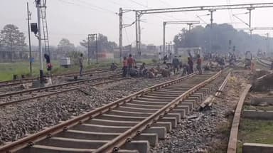 डुमरा: सीतामढ़ी के महिला की दरभंगा रेलवे ट्रैक पर मिली लाश, रेलवे पुलिस मामले की जांच में जुटी