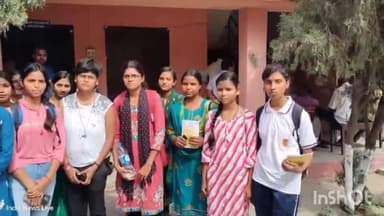 फारबिसगंज: फारबिसगंज के जीरा देवी शीतला साह महिला महाविद्यालय में नामांकन के नाम पर अधिक वसूली का छात्राओं ने किया विरोध.
