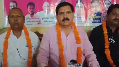 👉 प्रयागराज में P.S.P. के राष्ट्रीय महासचिव कृष्ण कुमार द्वारा चार लोकसभा प्रत्याशियों की घोषणा
✍🏻रिपोर्ट – पवन साहू