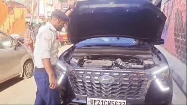 अमरोहा: लोकसभा चुनाव के चलते SP के निर्देश पर पुलिस ने वाहन चेकिंग अभियान चलाकर 24 घंटे में 257 वाहनों के किए चालान