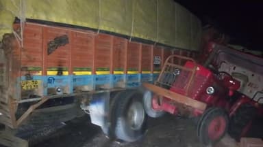 हरदोई: मझिला क्षेत्र में हरदोई-बिलग्राम रोड पर पिकअप ने बालिका को कुचला, मौके पर मौत,पुलिस ने हरदोई में पोस्टमार्टम कराया