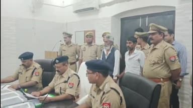 हरदोई: कसरावां जाने वाले मार्ग के निकट आम के बाग के किनारे बनी झोपड़ी में चल रही असलहा फैक्ट्री का हुआ खुलासा, दो गिरफ्तार