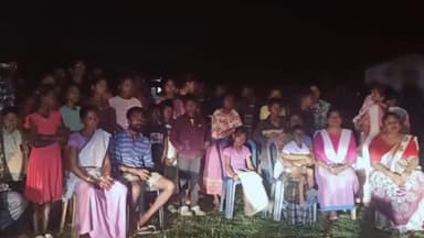 সাপেখাতী: বৰহাট আলিত মহিলা মৰ্চাৰ উদ্যোগত ব্যাপক নিৰ্বাচনী প্ৰচাৰ