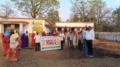 जयसिंहनगर: ग्राम पंचायत बड़काडोल में मतदाता जागरूकता अभियान के तहत निकाली गई मतदाता जागरूकता रैली, कार्यक्रम किया गया आयोजित