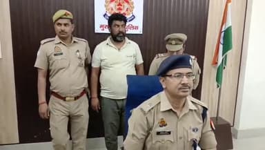 मुरादाबाद: थाना सिविल लाइन पुलिस ने मादक पदार्थ की तस्करी करने वाले आरोपी को मादक पदार्थ के साथ किया गिरफ्तार एसपी सिटी ने भेजा जेल