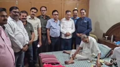 धौलपुर: जगन भवन परपूर्व सरपंच अमर सिंह शर्मा ने परशुराम सेवा सदन निर्माण के लिए दी सहयोग राशि